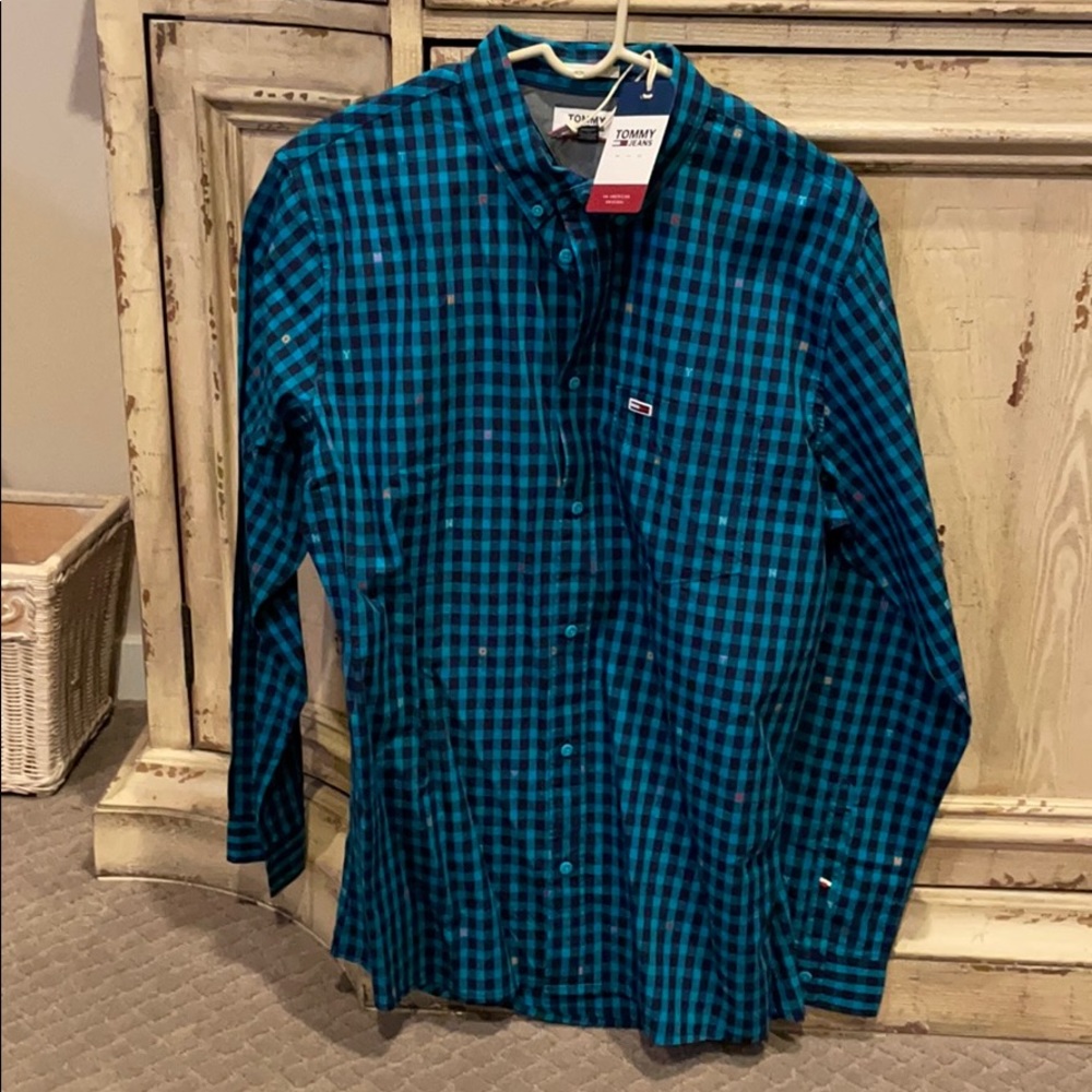 Men’s long sleeve tommy jeans shirt